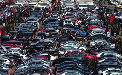 新車銷售與汽車保值率 影響、關(guān)聯(lián)與消費者策略
