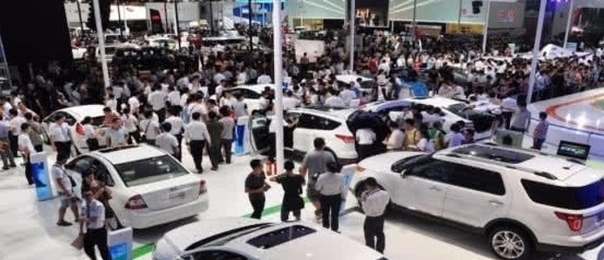 新車付款后4S店非要你放一夜才肯交車？離職老銷售道出其中貓膩